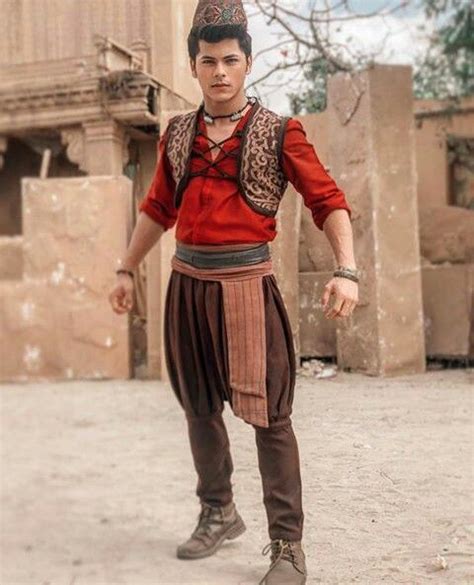 Watch Our Aladdin Latest Outfits Siddharth Nigam Once Raising The Temperature With His Hotness