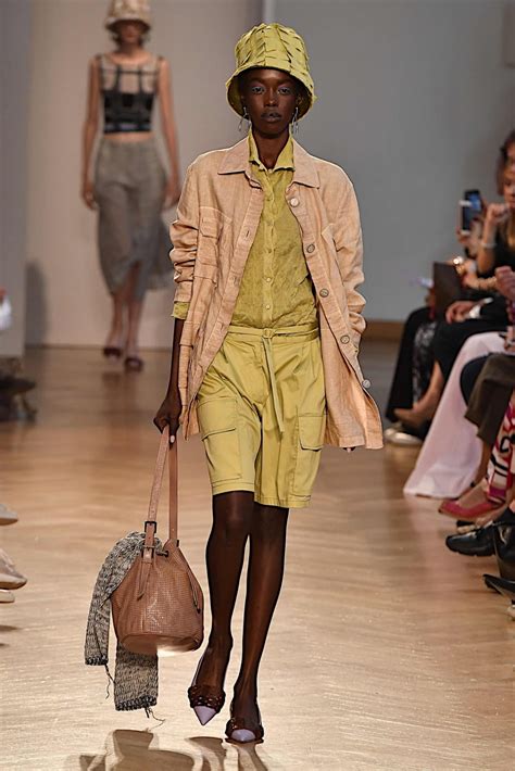 Cividini SS20 Womenswear 35 Tagwalk The Fashion Search Engine