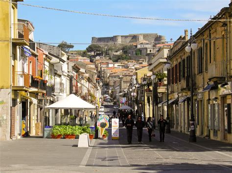 Vibo Valentia Map - Calabria, Italy - Mapcarta