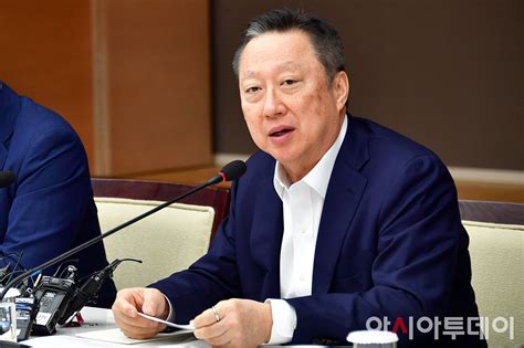 포토 박용만 대한상의 회장 ‘하반기 경제정책방향 기업인 간담회 인사말 아시아투데이