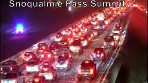 All Lanes Of I 90 Back Open Following Big Rig Crash Near Snoqualmie Pass