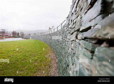 Flood Defenses Hi Res Stock Photography And Images Alamy