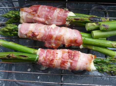 Gr Ner Spargel Mit Speck Und K Se Rezept Kochbar De