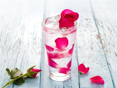 Rose Water Benefits And How To Make Rose Water At Home