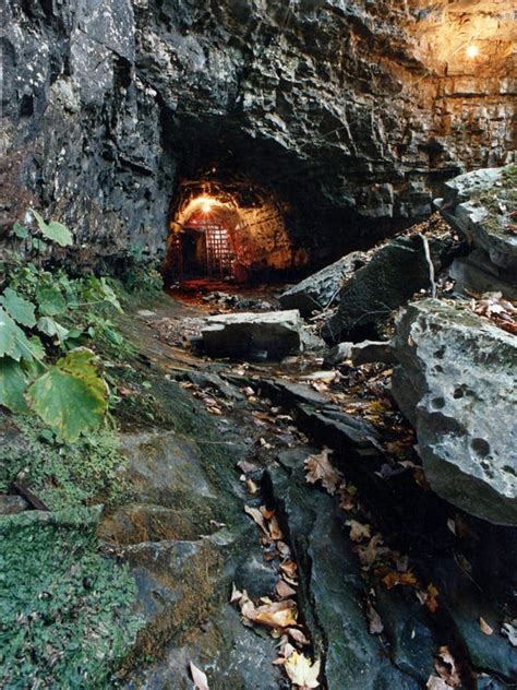 Aande Examines History Behind Tennessees Bell Witch