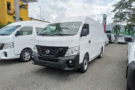 Nissan Urvan Panel Alta 2023 El Yaque Motors SRL