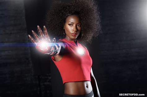 Black Female Iron Man Iron Man Cosplay Riri Williams Iron Man Black Cosplayers