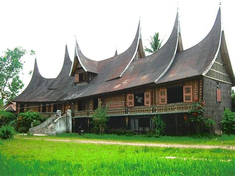 6 Keunikan Rumah Adat Sumatra Barat Beserta Namanya