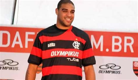 Adriano Falta Em Treino Do Flamengo Por Causa De Diarreia V Rgula