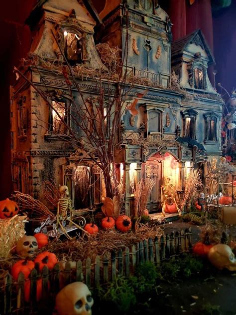 Haunted Dollhouse for Spooky Season