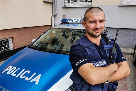 Bia Ystok Brawurowa Akcja Policjanta Zatrzyma Z Odzieja W Drodze Na