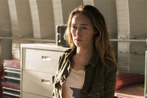 Fear The Walking Dead Season 3 Airdate Confirmed Seenit