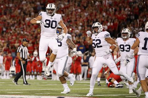 BYU Football: Cougars getting some respect after Arizona win