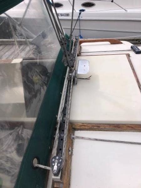 Buccaneer 305 — Sailboat Guide