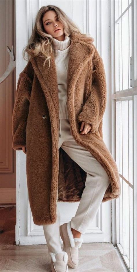 Pin By Valeanti On Furs Casual Winter Outfits Winter Fashion Outfits