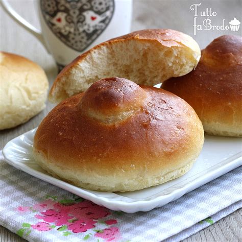 Brioche Col Tuppo Siciliane Ricetta Senza Lattosio Tutto Fa Brodo In