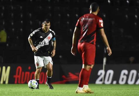 Notas dos jogadores do Vasco contra o Athletico PR Vasco Notícias