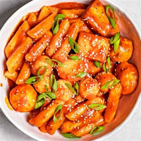 Easy Tteokbokki Spicy Korean Rice Cakes Drive Me Hungry