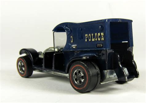 Mytoycars Hot Wheels Redline Paddy Wagon