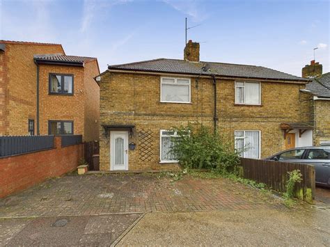 3 Bed End Terrace House For Sale In Dongola Road Strood Rochester 3