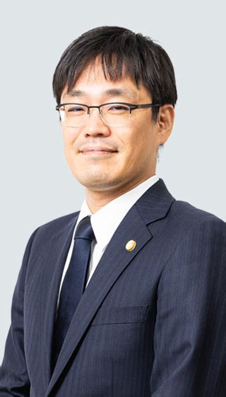 杉原 悠介 弁護士紹介 福岡で弁護士に相談なら｜弁護士法人グレイス