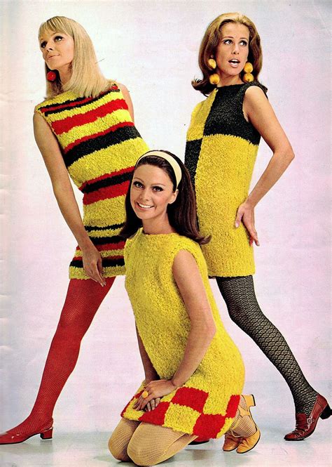 Retrospace Needlework A Go Go 30 1967 Vintage Dresses 1960s