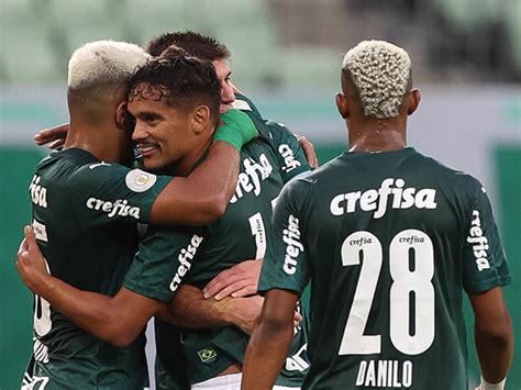 mistão Palmeiras encara o já rebaixado Coritiba veja escalações