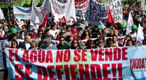 En El Día Mundial Del Agua La Gente De Cochabamba Sigue Demandando