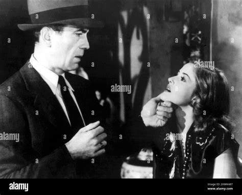 HUMPHREY BOGART MARTHA VICKERS THE BIG SLEEP 1946 Stock Photo Alamy