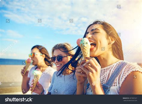 15,349 Woman eating an ice cream cone Images, Stock Photos & Vectors | Shutterstock