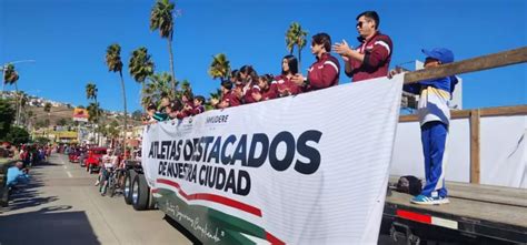 Encabeza Alcalde Armando Ayala Robles El Desfile C Vico Deportivo