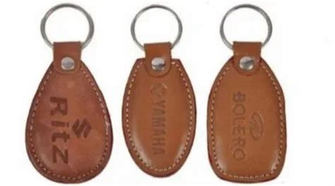 Brown Leather Keychain For Promotional T Packaging Type Packet At