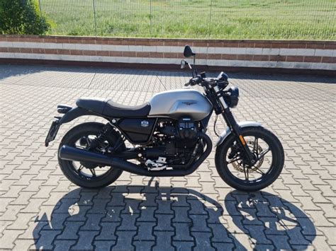 Annuncio Moto Moto Guzzi V7 IV Stone A Siena Usato Dueruote