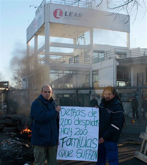 Vecino de Campana acompañó a los trabajadores despedidos de Lear