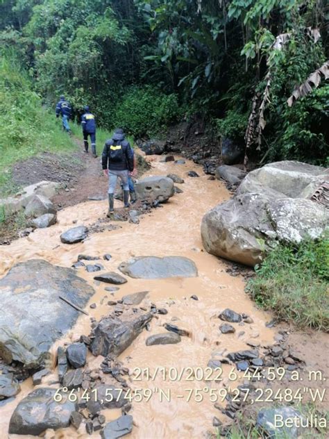 Deslizamiento taponó una quebrada en Betulia