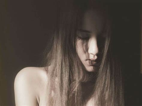 Người mẫu nude Kim Phượng tố họa sĩ body painting hiếp dâm trong khách sạn