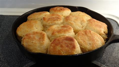 How To Use A Cast Iron Biscuit Pan