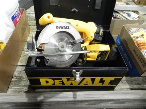 Find Bid On Lot Dewalt Saw Case Now For Sale At Auction