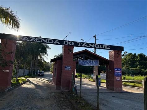 Fazenda Sítio na Rodovia BR 267 S N Igrejinha em Juiz de Fora por R