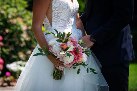 Aquidneck Club Wedding | Wedding Photographers in RI Snap Weddings