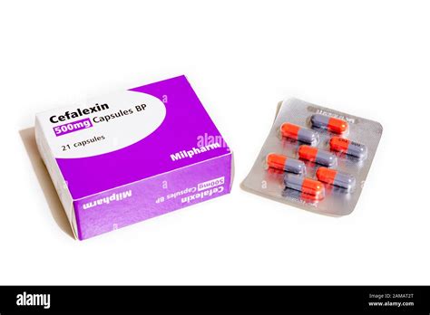 Antibiotic Pills Packet Of Cefalexin 500mg Capsules Stock Photo Alamy