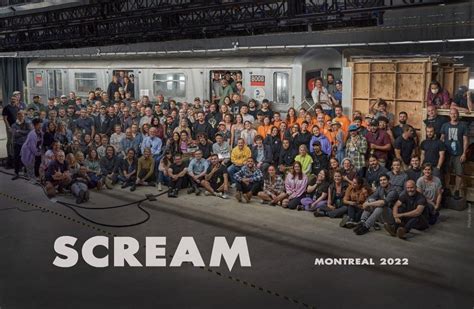 Scream Source on Twitter: "The Scream 6 cast and crew 🖤"