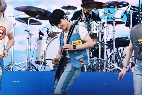 via. on Twitter: "THIS JAY SHOULD BE WRITTEN IN HISTORY BOOKS."