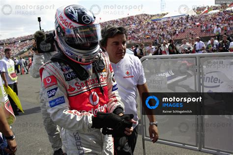 Fernando Alonso Walks With His Personal Physio Fabrizio Borra To Parc