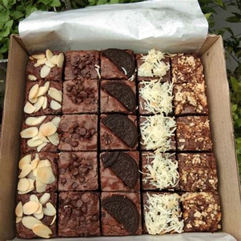 Jual Brownies Panggang Fudgy Premium Blueband Rasa Perpaduan Coklat Dan