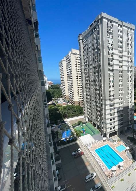 Apartamento Na Rua Jornalista Henrique Cordeiro Barra Da Tijuca