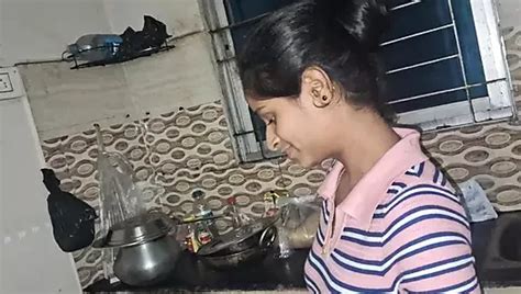 Bathroom Sex Indian Desi Girl Parnita Amateur Porn Feat Easypron1 By FapHouse XHamster