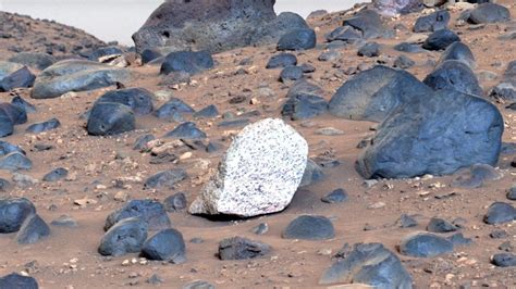 1st Of Its Kind NASA Spots Unusually Light Colored Boulder On Mars