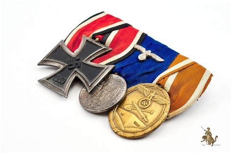 Three Place Ww Medal Bar Epic Artifacts