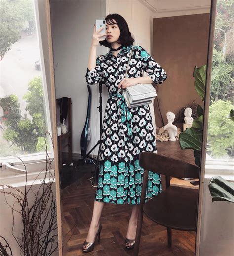 N C N V I Th N Th I C C Chanh S C A Linh Rin Hot Girl C Nghi V N H N H V I Thi U Gia